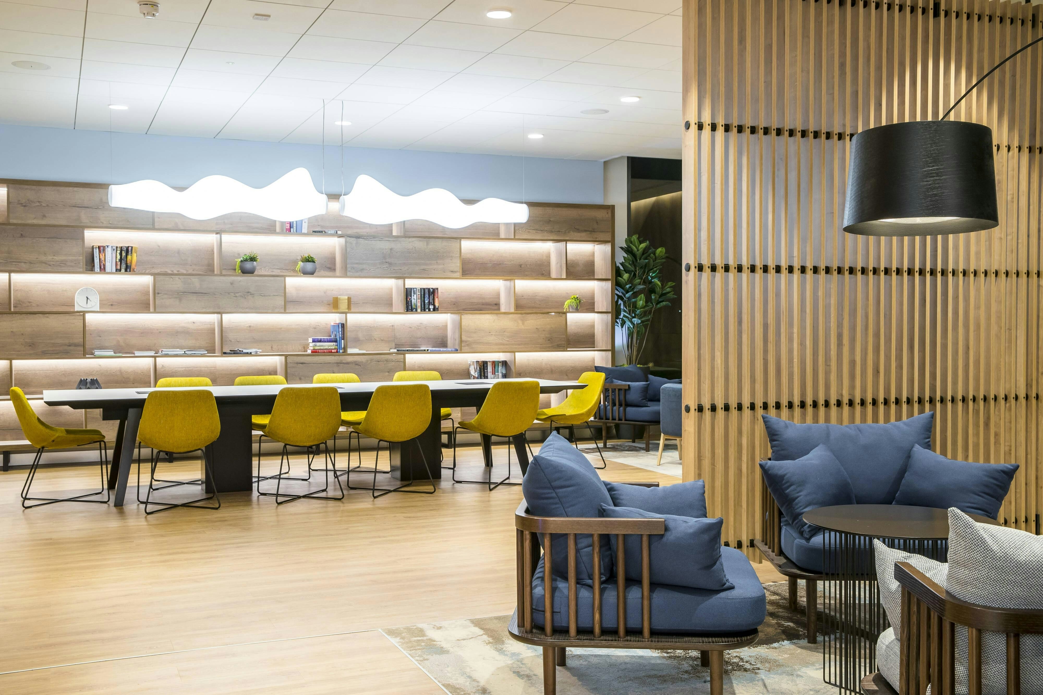 Courtyard By Marriott Edinburgh West 32/55