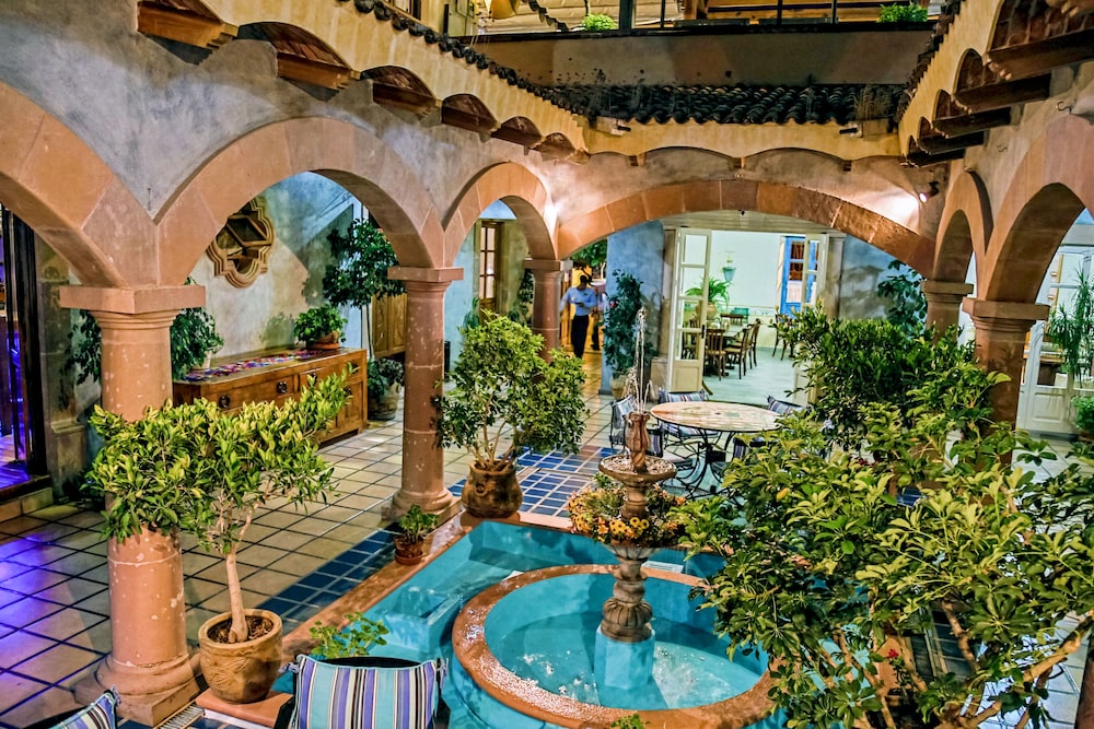 Hotel La Plaza de Tequisquiapan 55/59