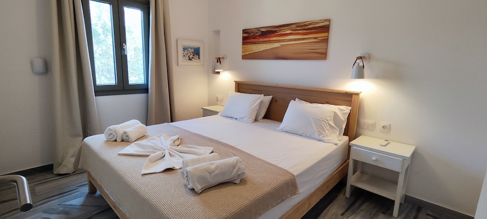 1 BEDROOM, APARTMENT