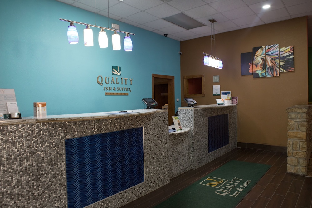 Quality Inn & Suites Bedford West IN 8/40