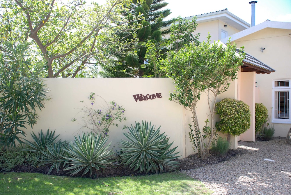 Mandalay Guest House 29/39
