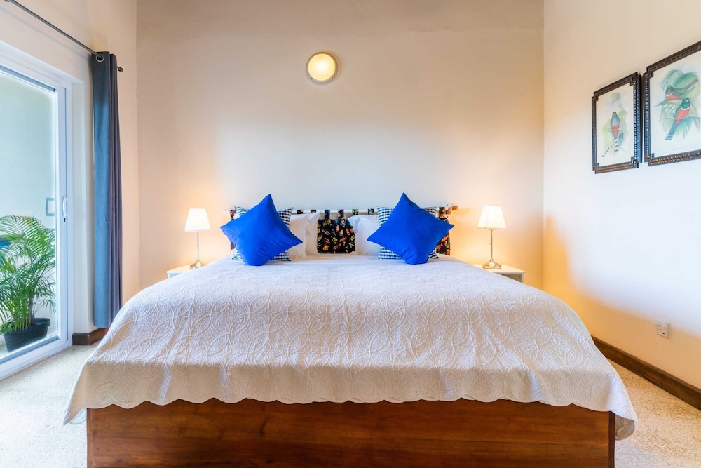 Nianna Coral Bay Splendid Townhouse 5/50
