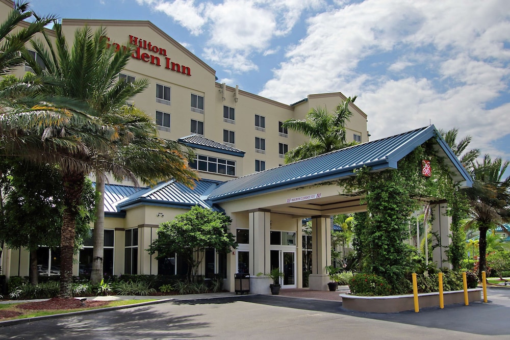 Hilton Garden Inn Miami Airport West photo1