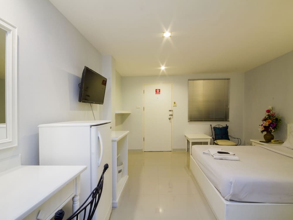 Ice Inn 7/39