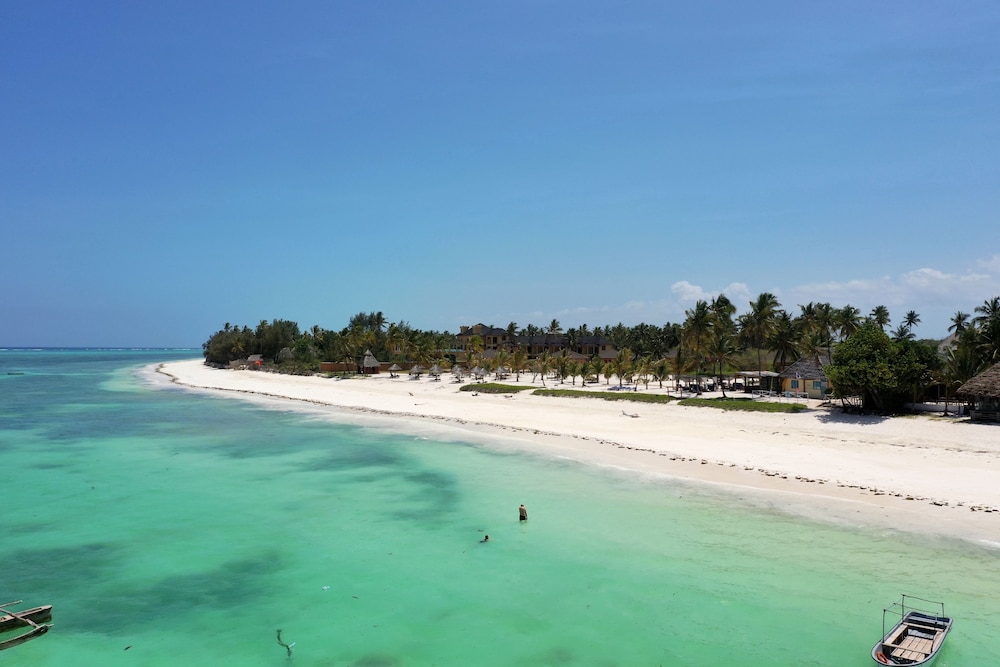 The Sands Beach Resort, Zanzibar 6/72