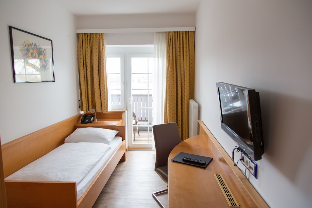 Lilienhof Hotel 12/25