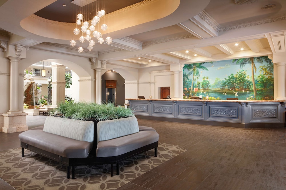 Lobby at Embassy Suites by Hilton Fort Lauderdale 17th Street, FORT LAUDERDALE - FL