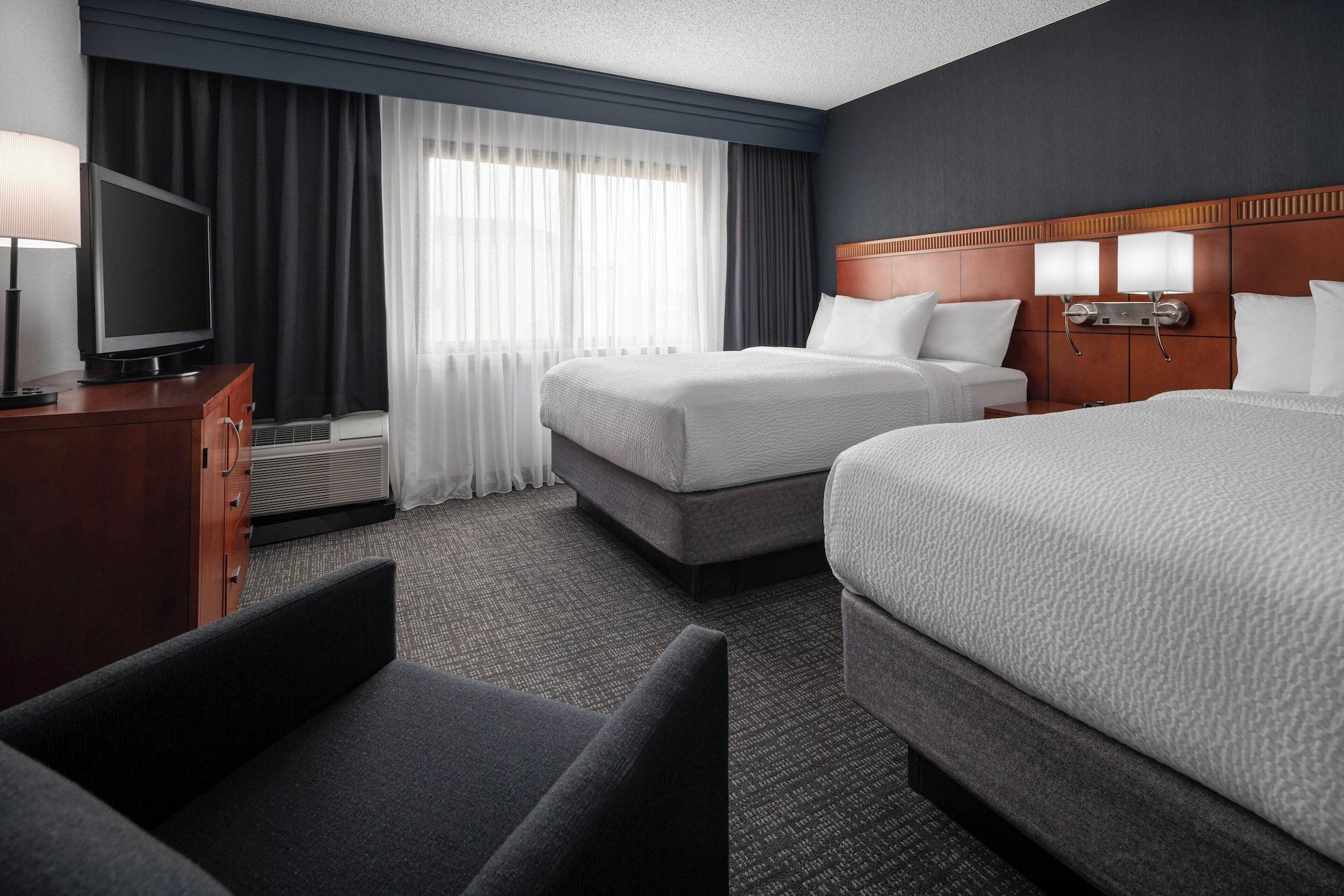Suite, Multiple Beds