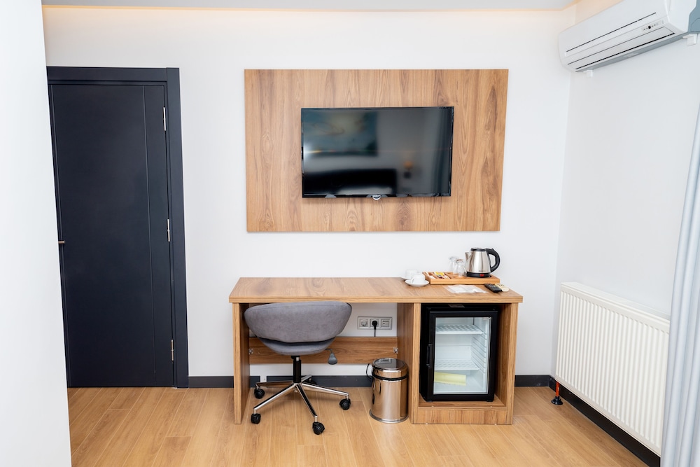 Business Life Hotel Bakirkoy 36/40