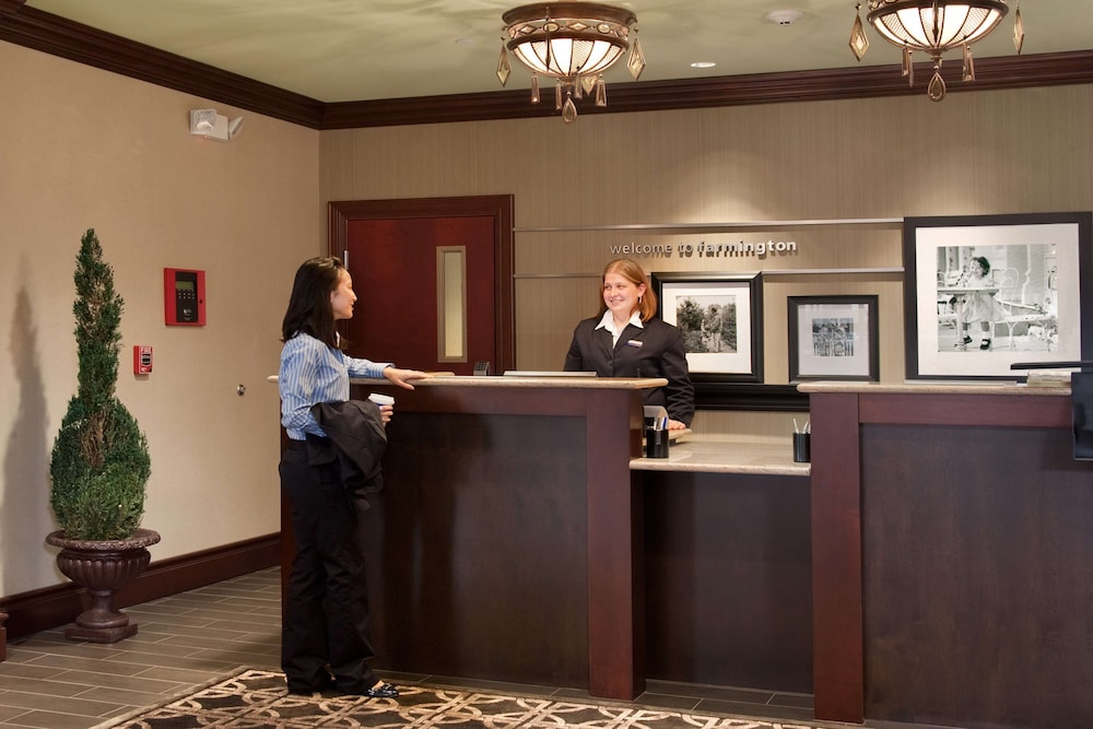 Hampton Inn And Suites Hartford/Farmington 12/76