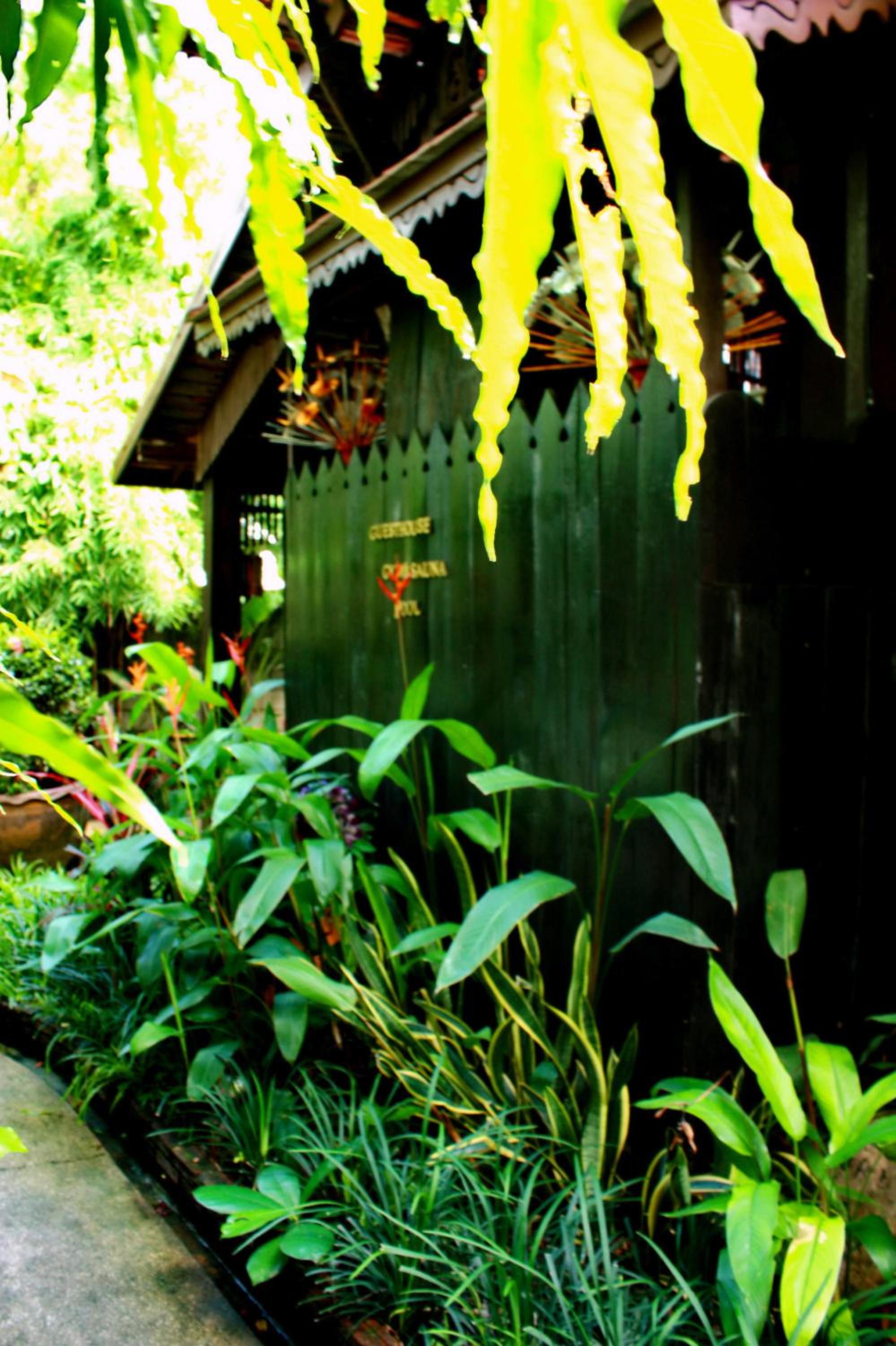 Club One Seven Gay Men Hotel Chiang Mai 47/51