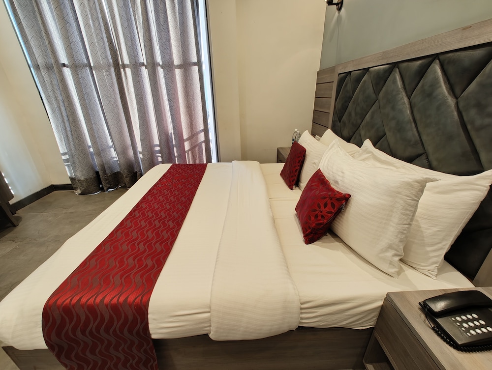 Divine Boutique Hotel Panchgani 14/24