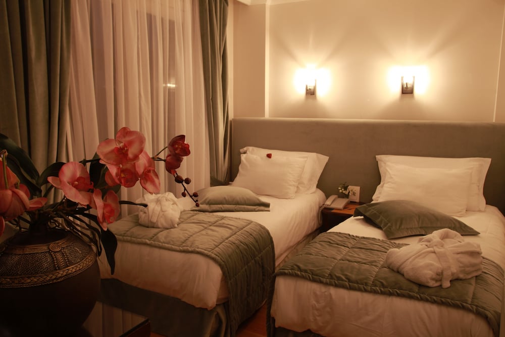 Tria Elegance 10/50