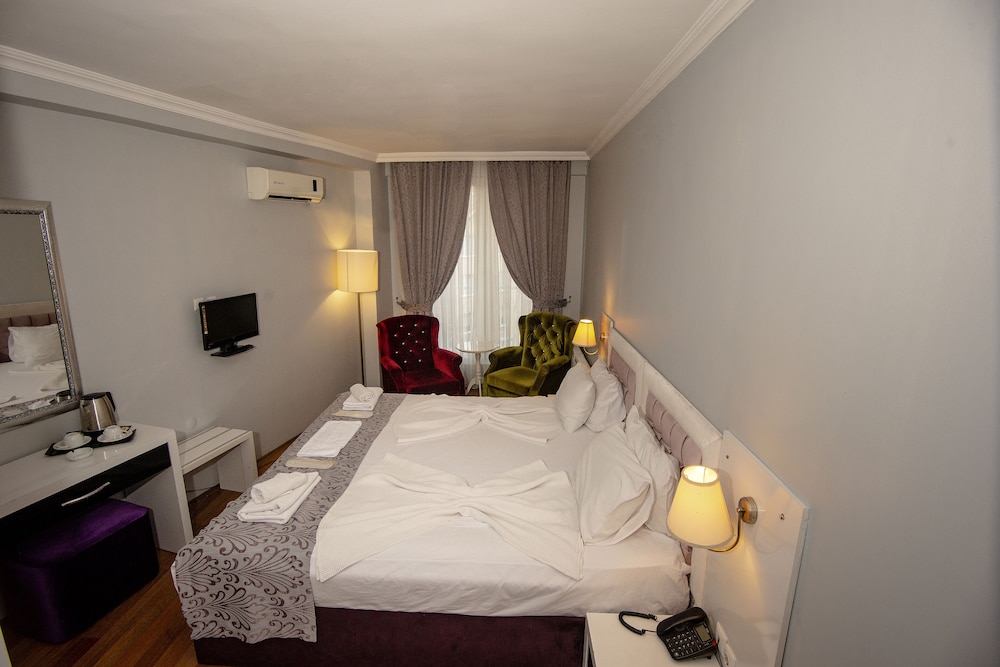 STANDARD, DOUBLE BED
