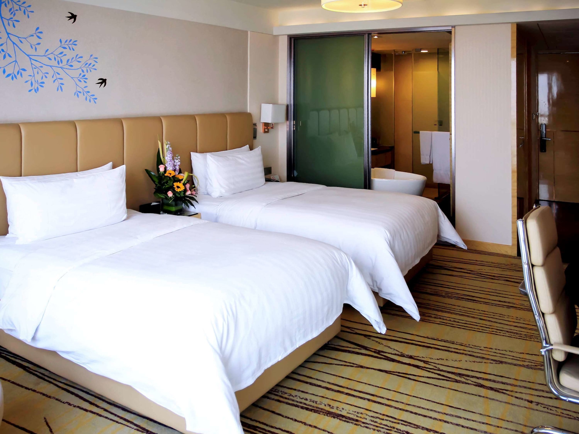 SUPERIOR, TWIN BEDS
