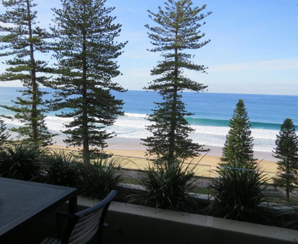 MANLY PARADISE MOTEL AND APARTMENTS 40/66