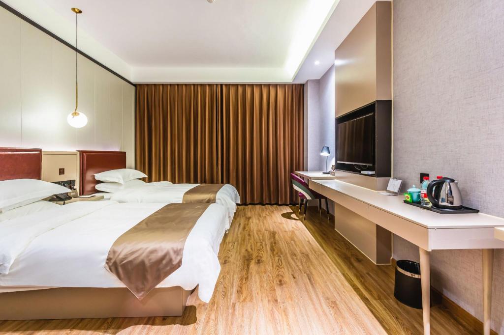 GYA Hotel Linan Qingshan Lake Tech City 10/24