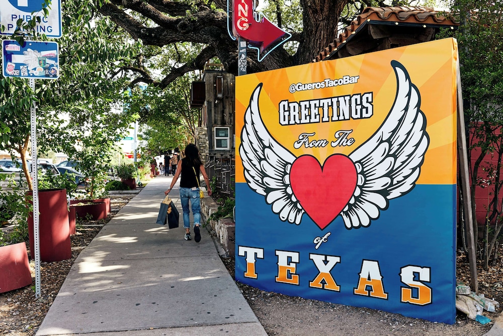 Sentral East Austin 1614 50/56