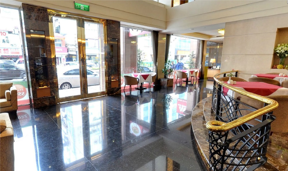 Taipei International Hotel 41/58