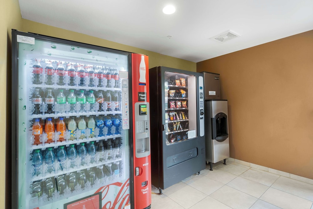 Microtel Inn And Suites Breaux Bridge 40/49