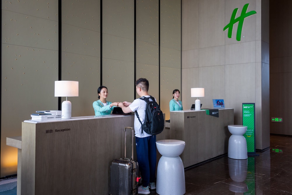 Holiday Inn Resort Maoshan Hot-Spring 12/69