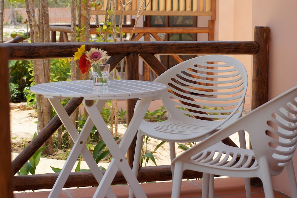 Gold Sand Beach Bungalow 21/41