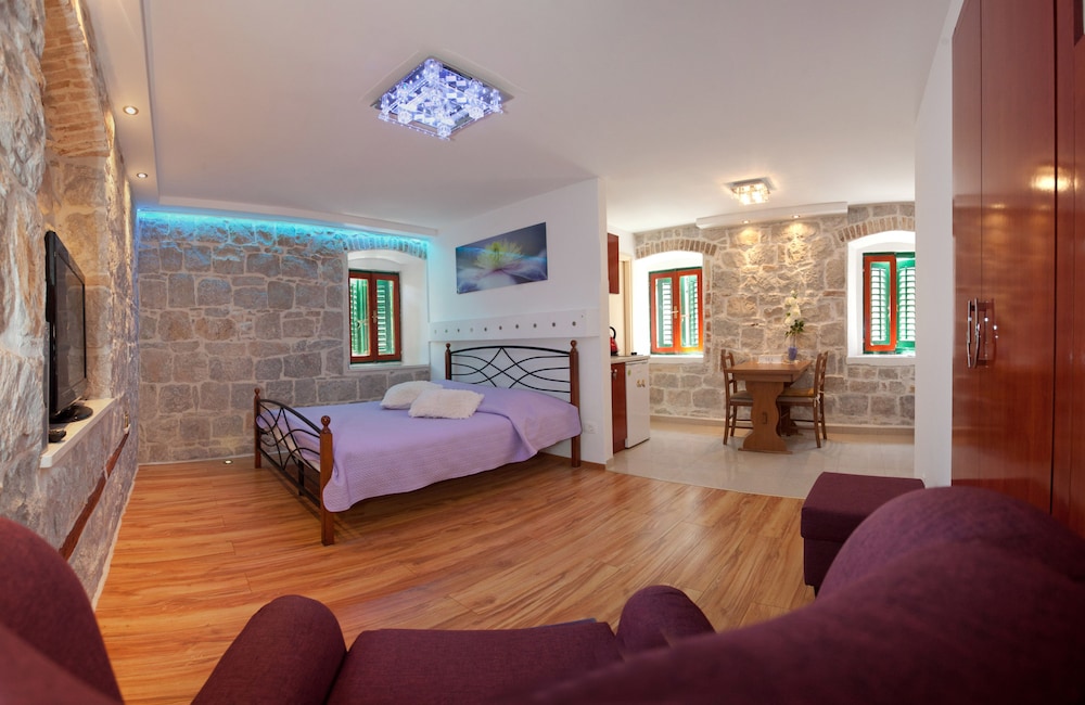 House Sandra - Guest House 25/81