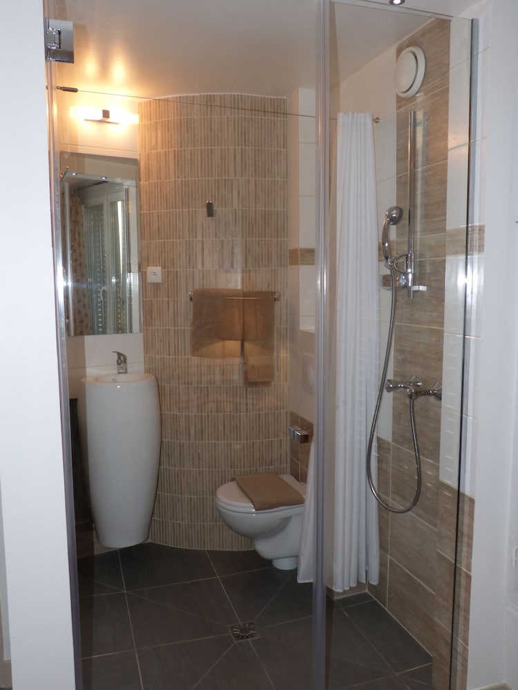 HOTEL LITTLE REGINA 17/54