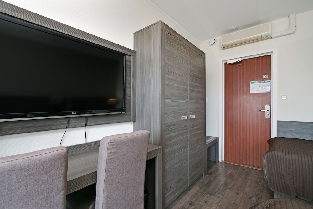Brunnby Hotel 46/54