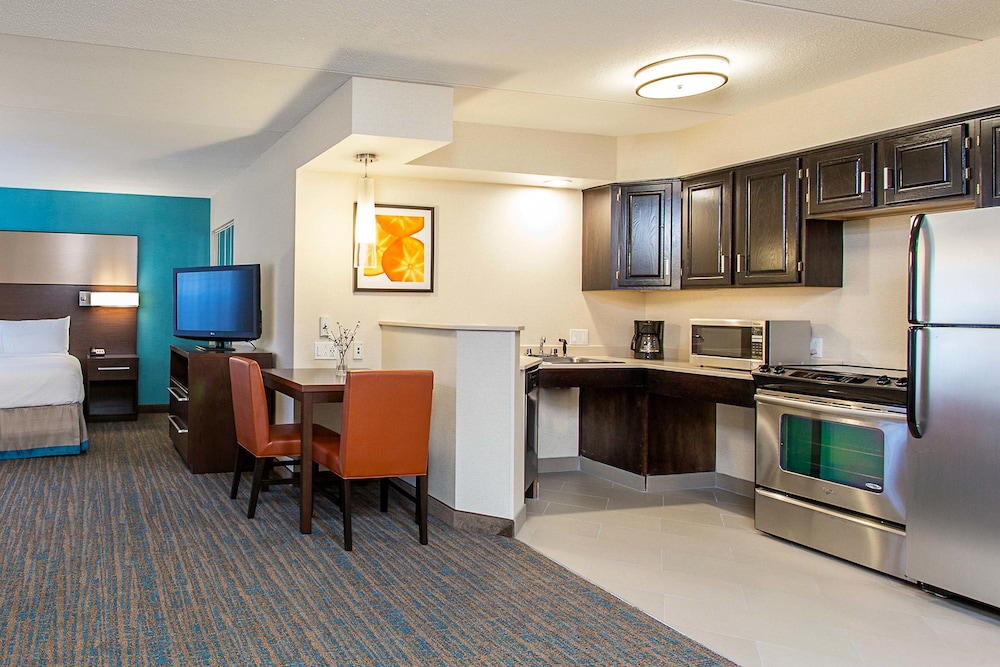 Residence Inn by Marriott West Rochester 20/26