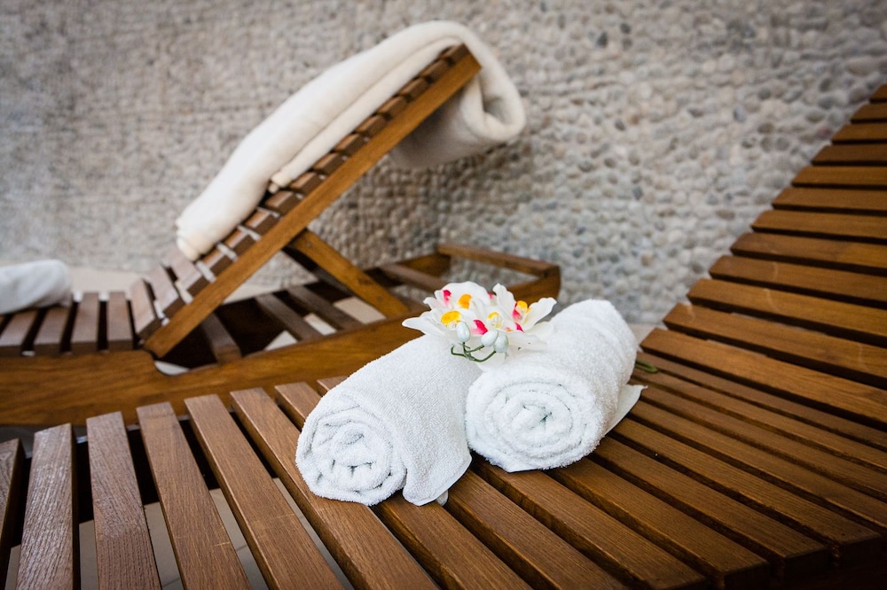 Salamandra Resort Hotel 31/49