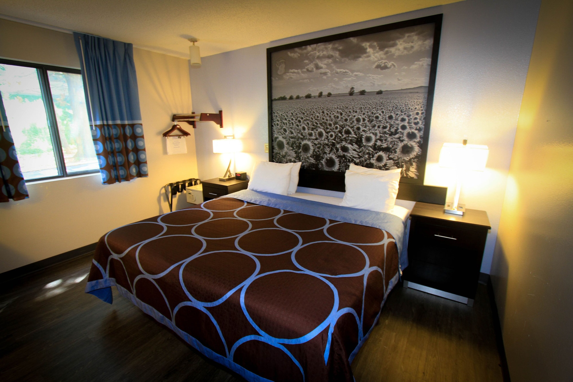 Standard, King Bed