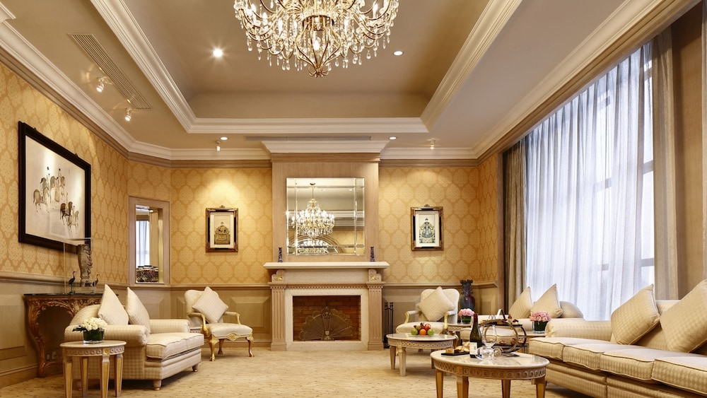 Intercontinental Shanghai Pudong 45/78