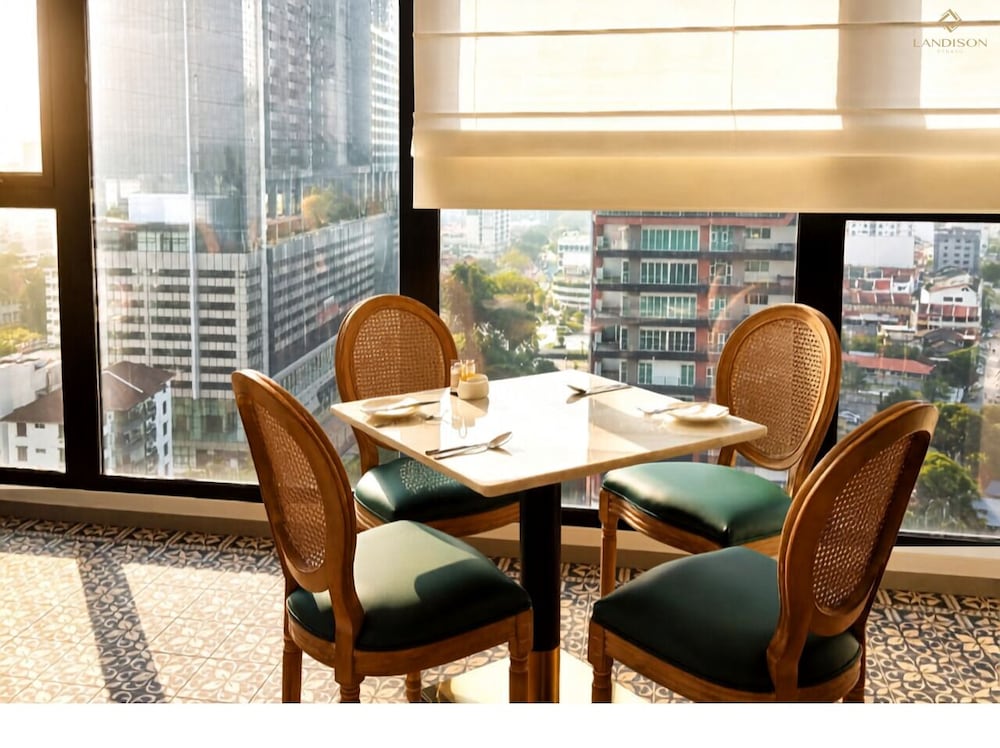 Landison Hotel Penang 38/50