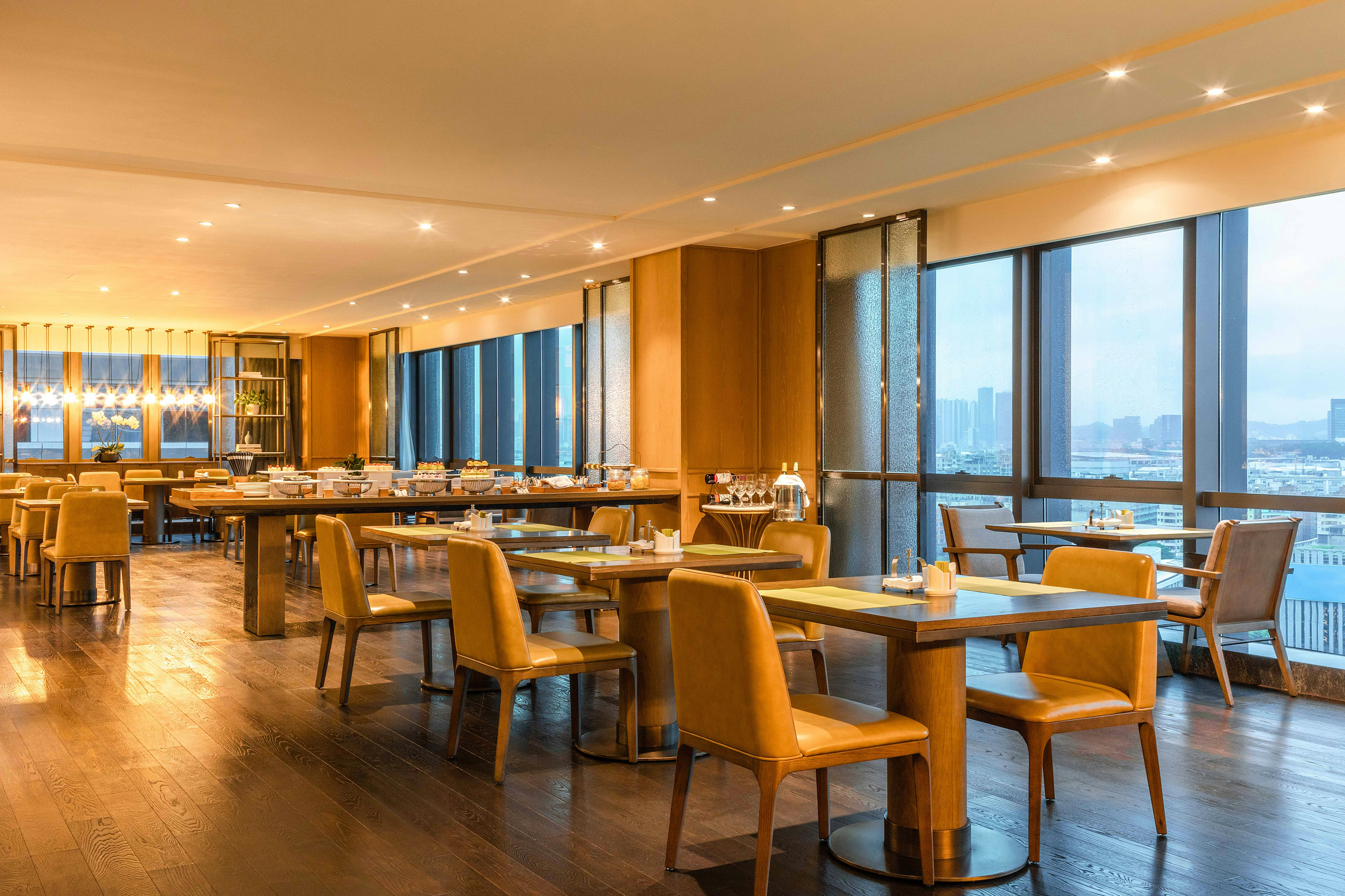 Doubletree By Hilton Shenzhen Longhua 44/76