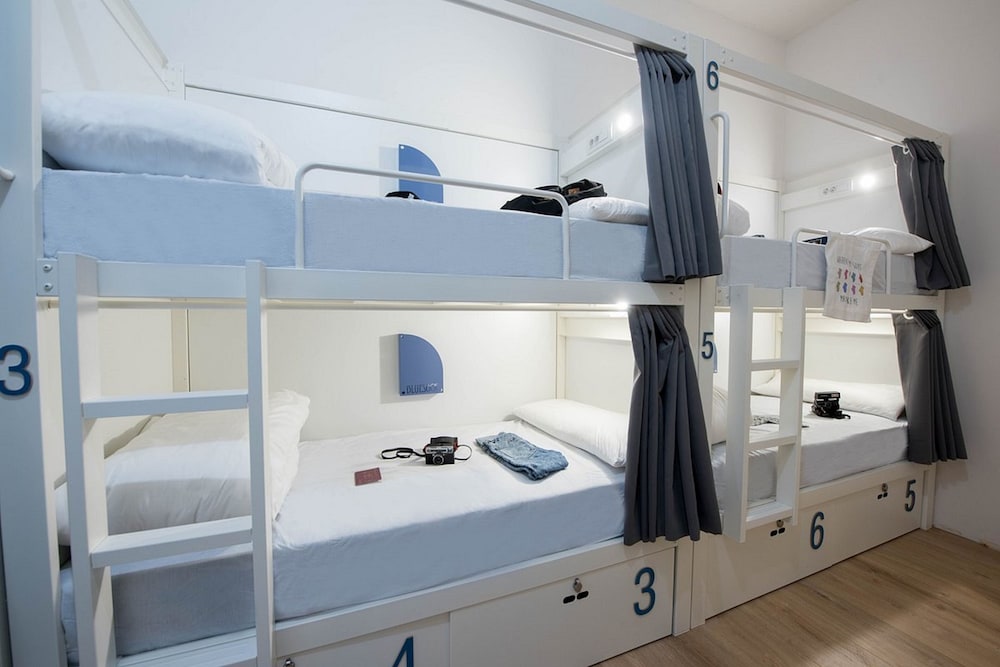 Room00 Gran Via Hostel 13/34