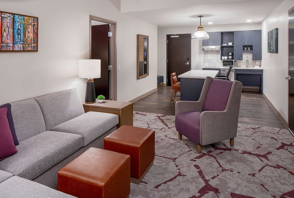Hyatt House Tampa Downtown 28/63