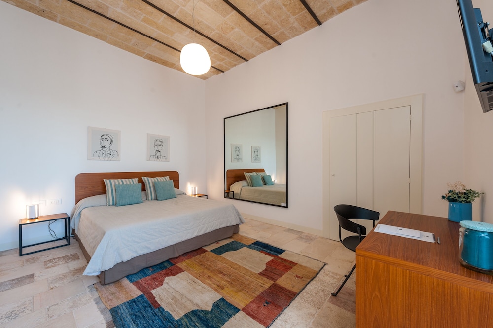 Belvedere, Luxury, Suite, King Bed, Terrace