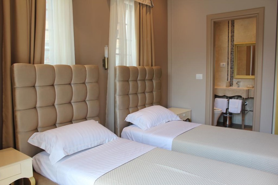 Residenca Desaret 8/21
