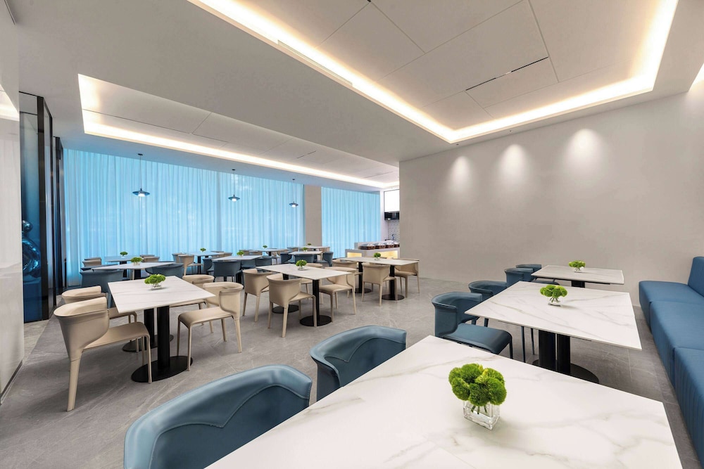Microtel by Wyndham Xishuangbanna Mengle 25/30