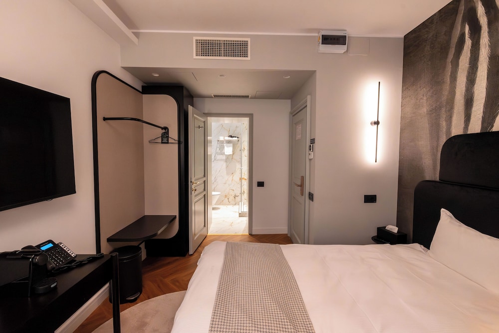 Ecletico Villa 10/50