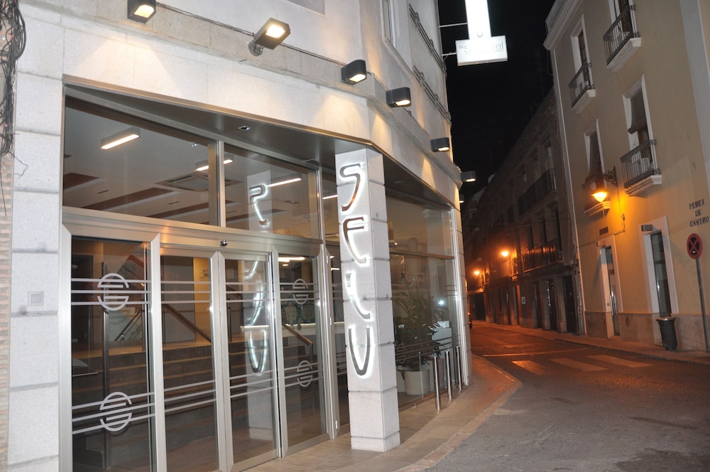 Hotel Selu 4/64