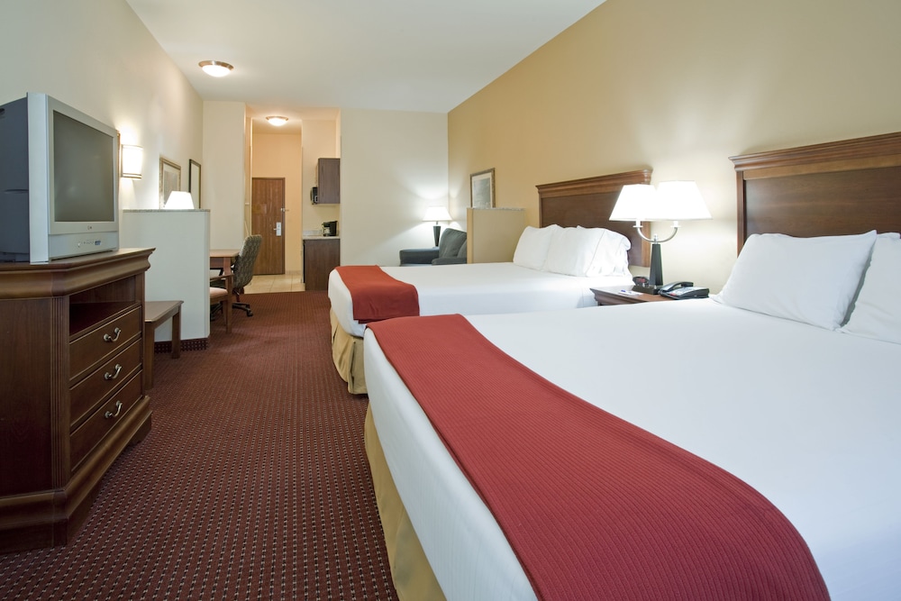 Suite, 2 Queen Beds