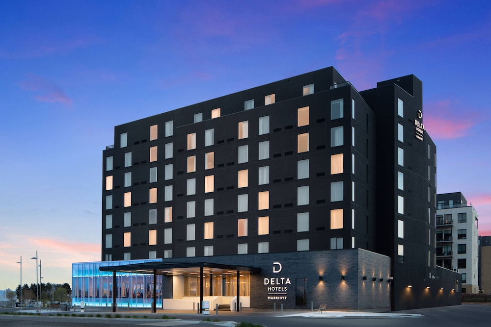 Delta Hotels By Marriott Thunder Bay 1/51