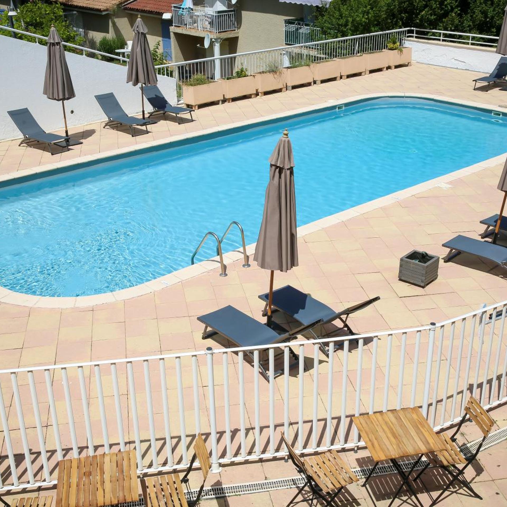 Hotel Le Refuge Des Sources 48/50