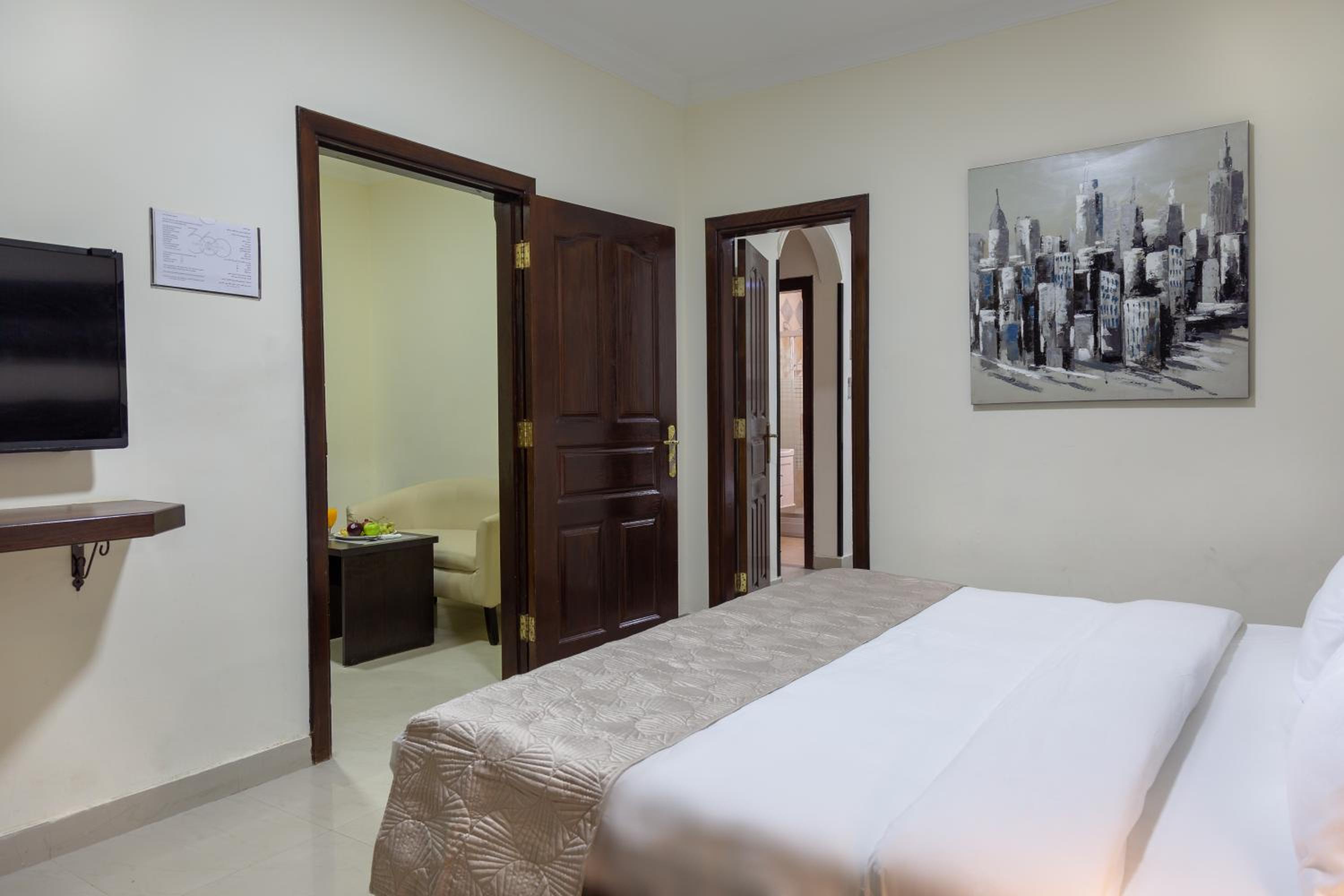 360 Hotel By FHM 25/51