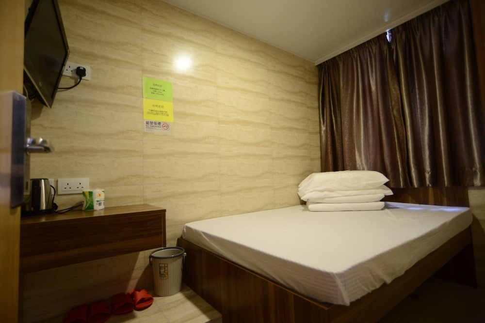 Kong Hing Guest House 48/67