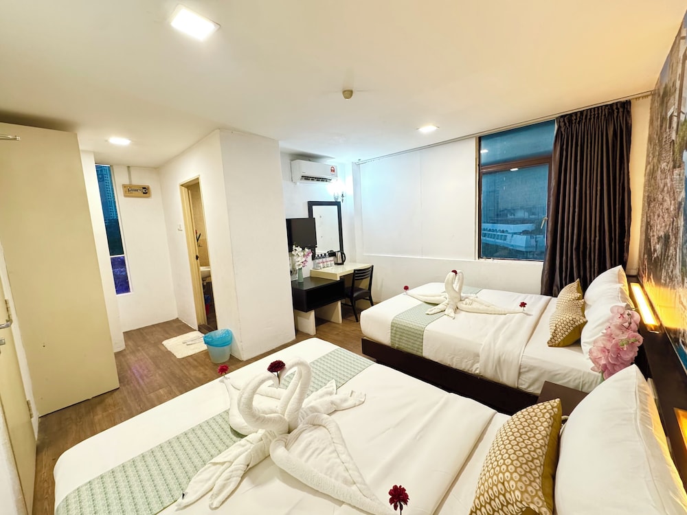 Swiss Hotel 42/70