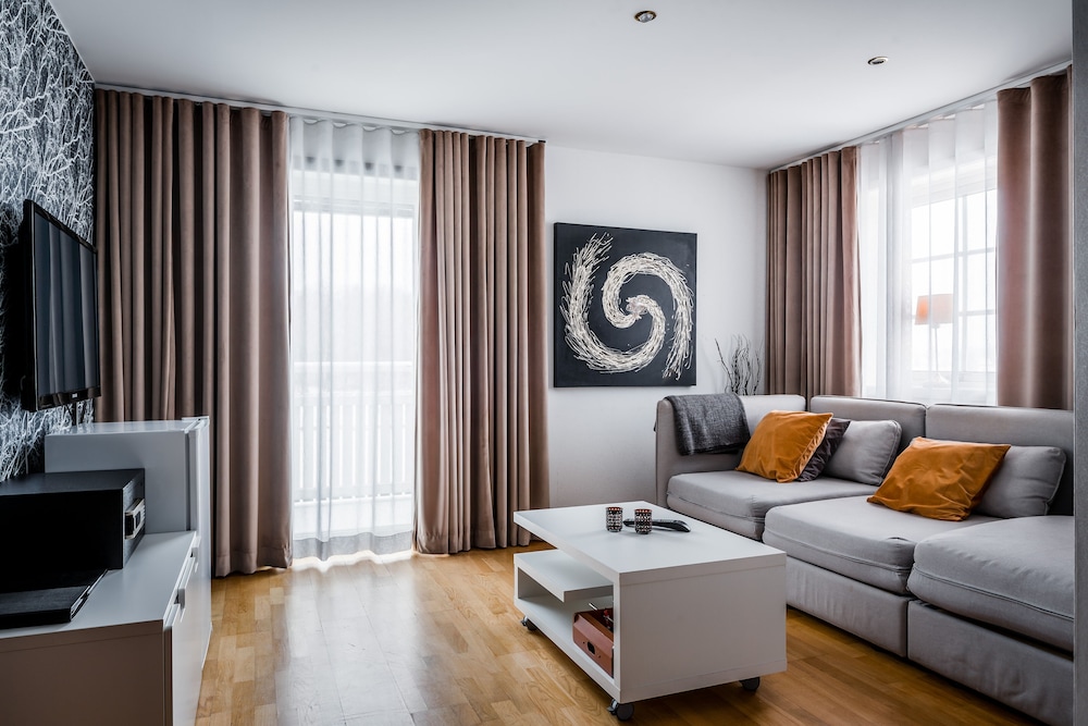 Best Western Hedasen 33/50