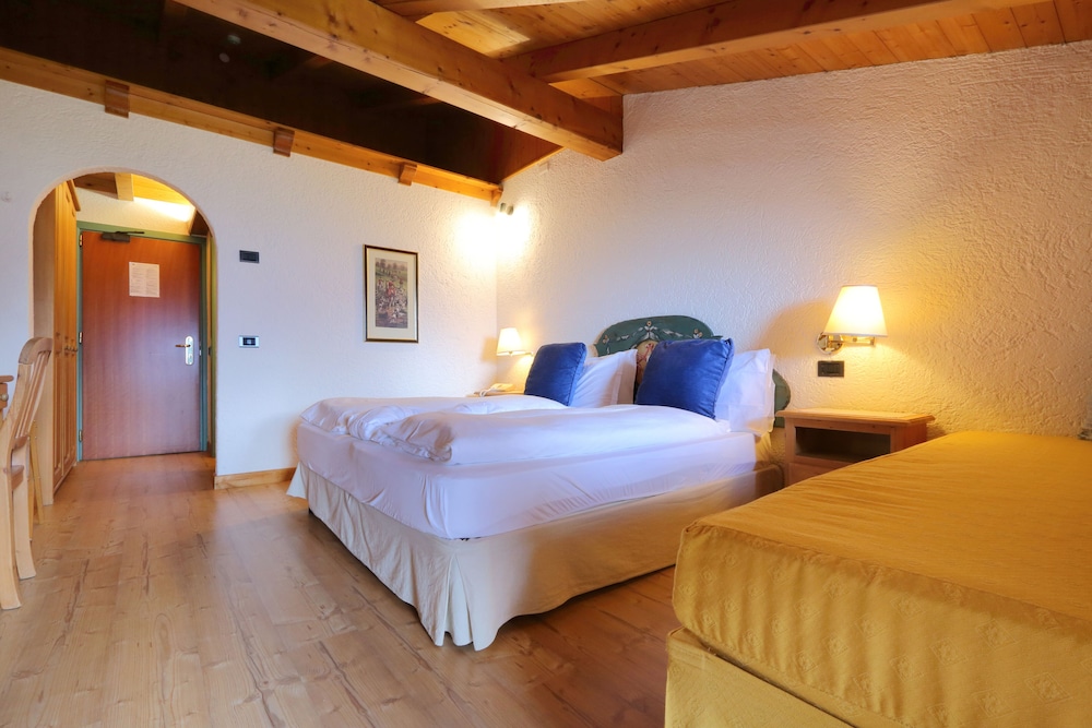 PARK HOTEL BELLACOSTA 6/43